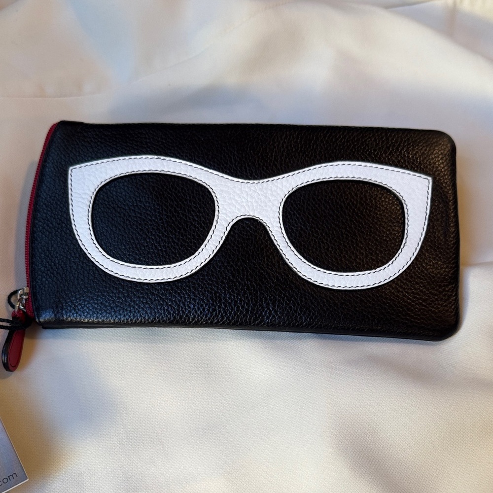 NWT ili New York Black & White Leather Eyeglass Case Pouch RFID Blocking